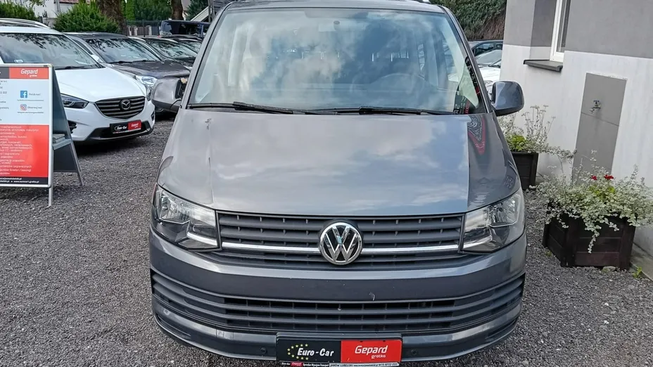 VOLKSWAGEN Caravelle -