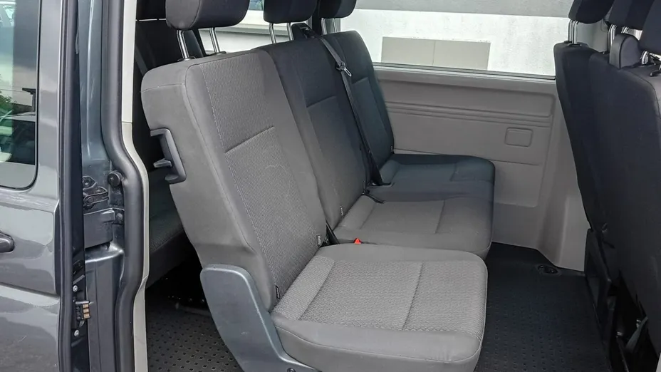VOLKSWAGEN Caravelle -