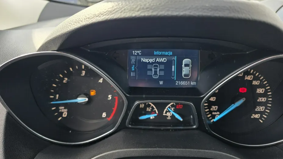 FORD Kuga -