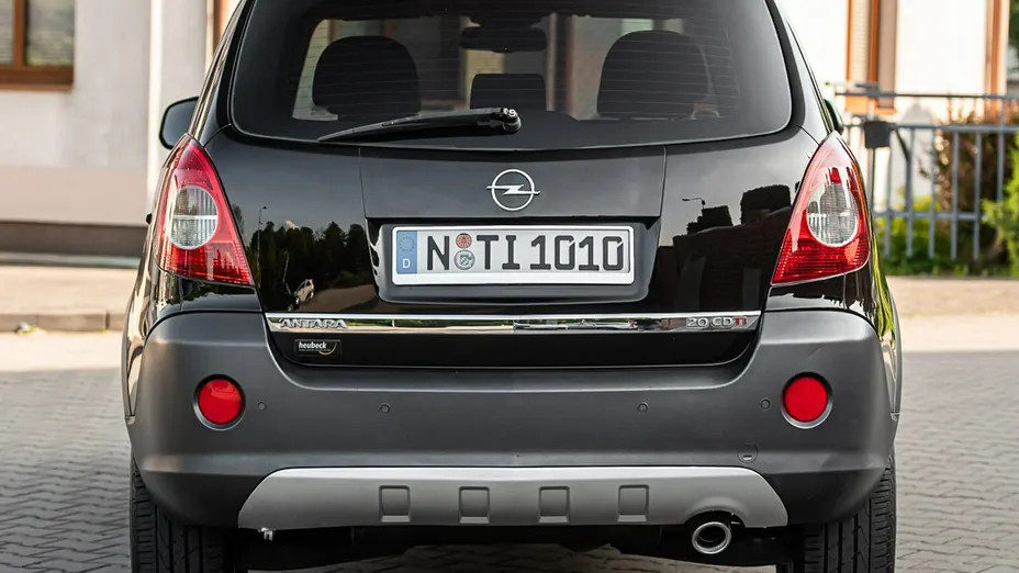 OPEL Antara -