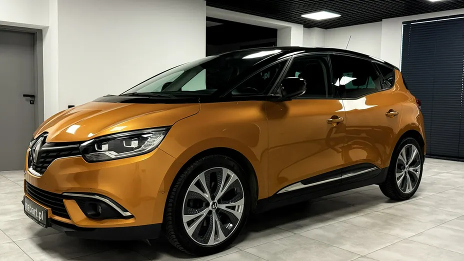 RENAULT Scenic -