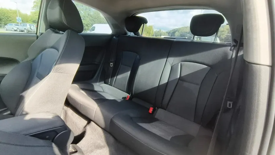 AUDI A1 -
