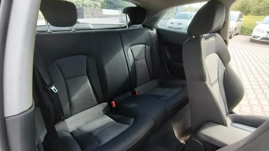 AUDI A1 -