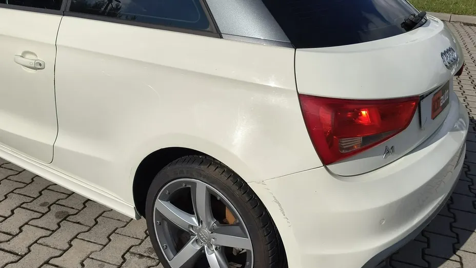 AUDI A1 -