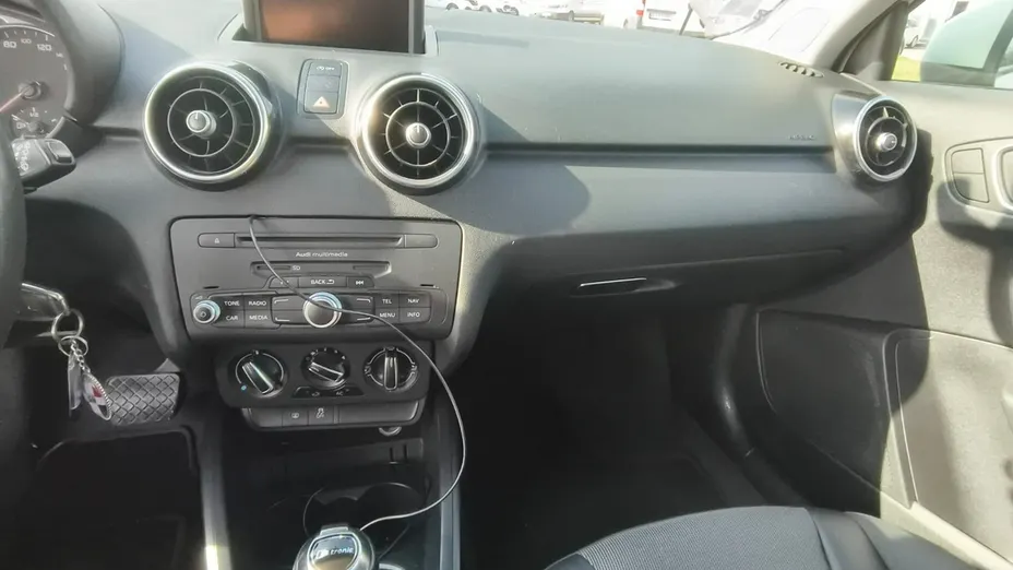 AUDI A1 -