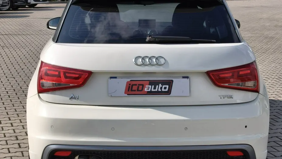 AUDI A1 -