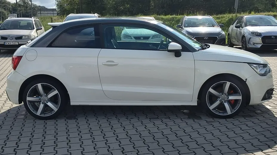 AUDI A1 -