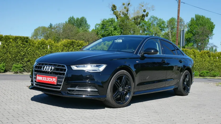 AUDI A6 -