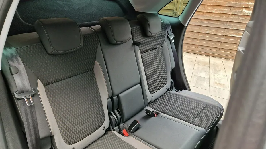 OPEL Crossland X -
