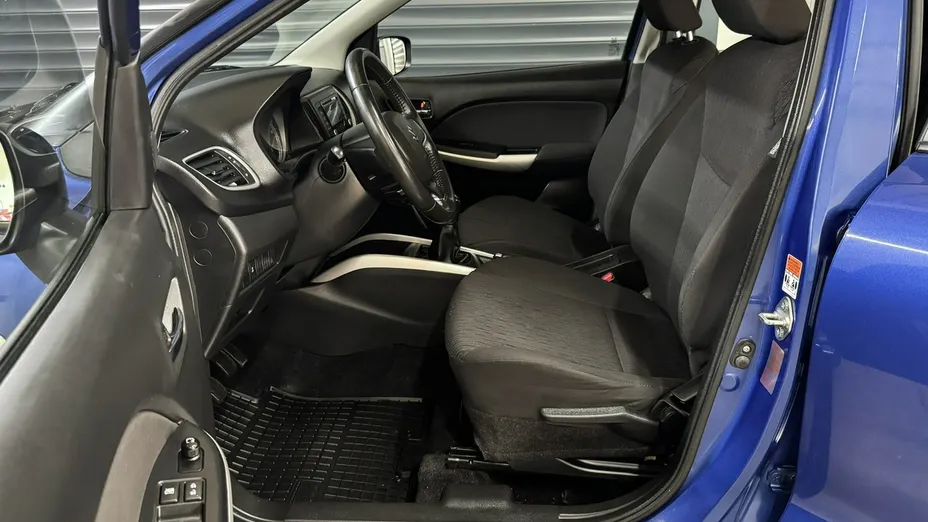 SUZUKI Baleno -