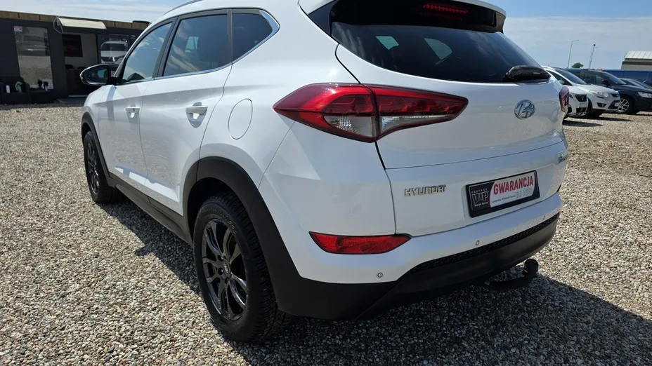 HYUNDAI Tucson -