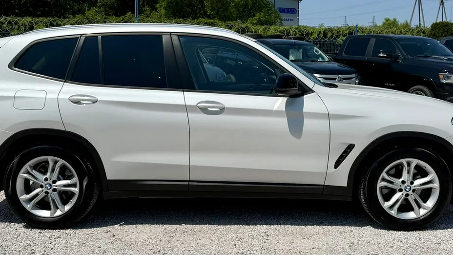 BMW X3 -