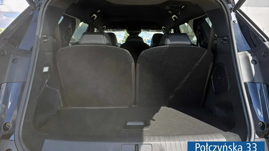PEUGEOT 5008 -
