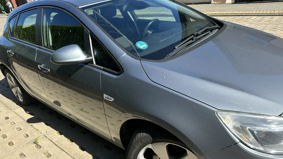OPEL Astra -