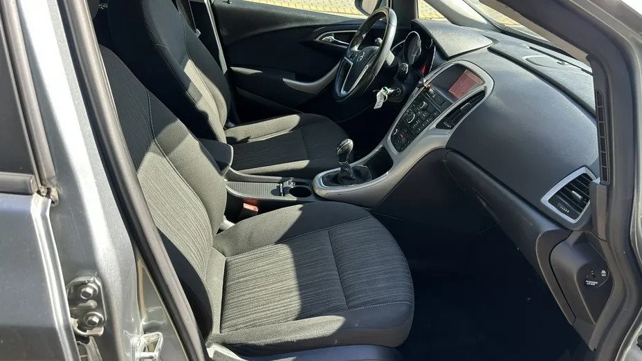 OPEL Astra -