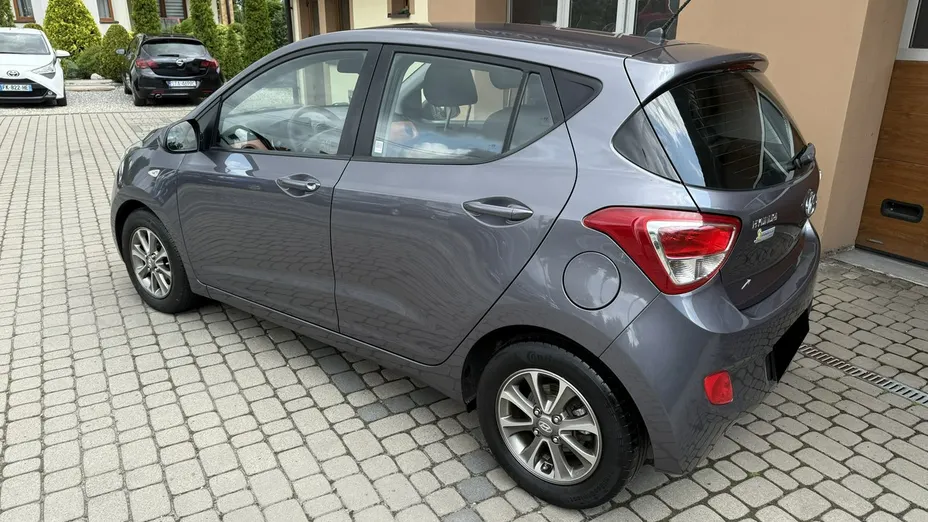 HYUNDAI i10 -