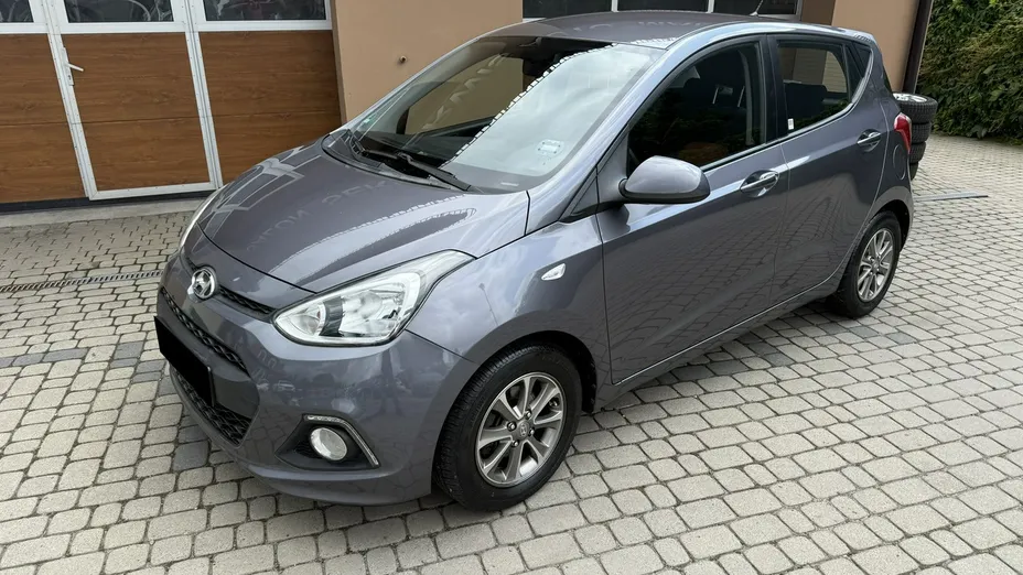HYUNDAI i10 -