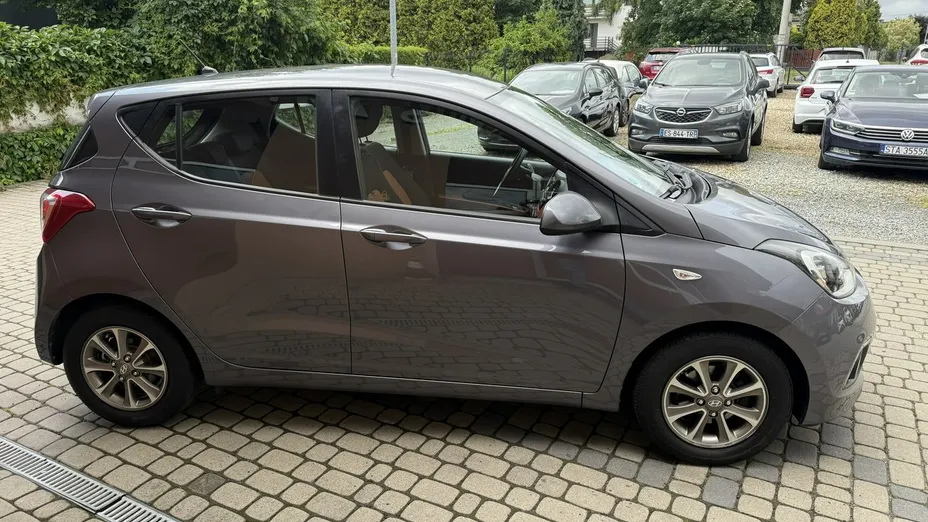 HYUNDAI i10 -