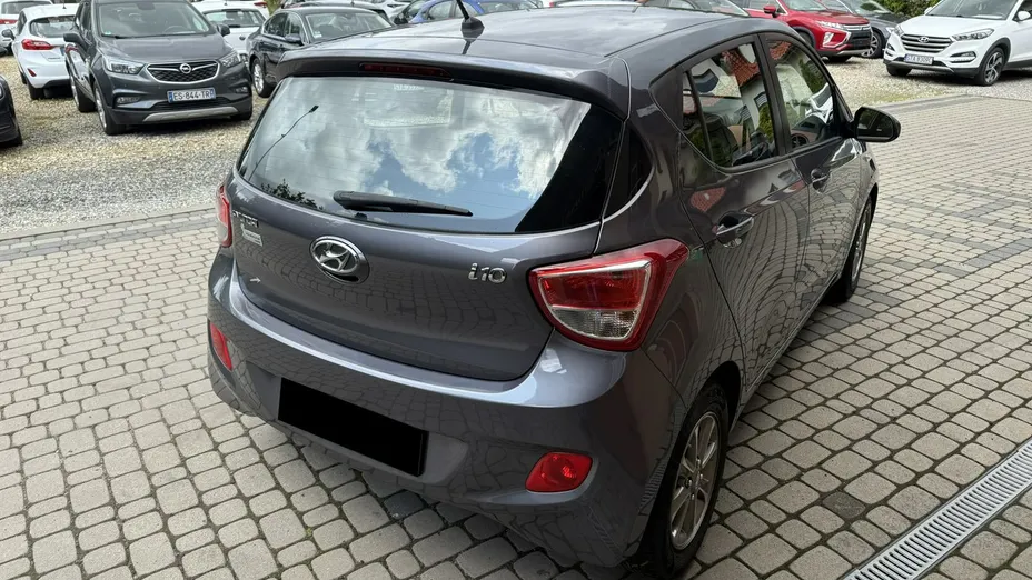 HYUNDAI i10 -