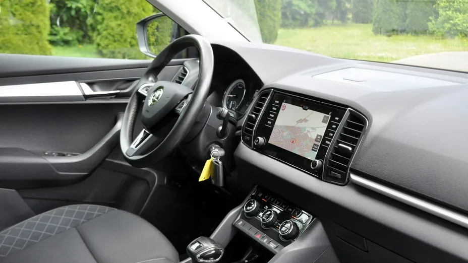 SKODA Karoq -