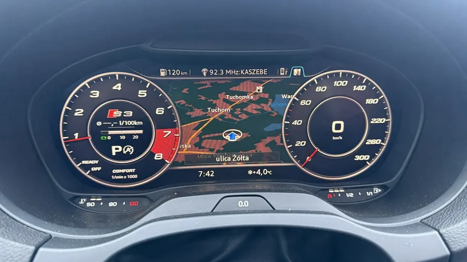 AUDI S3 -