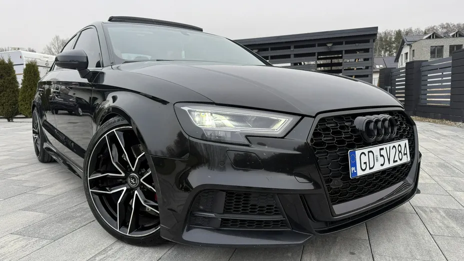 AUDI S3 -