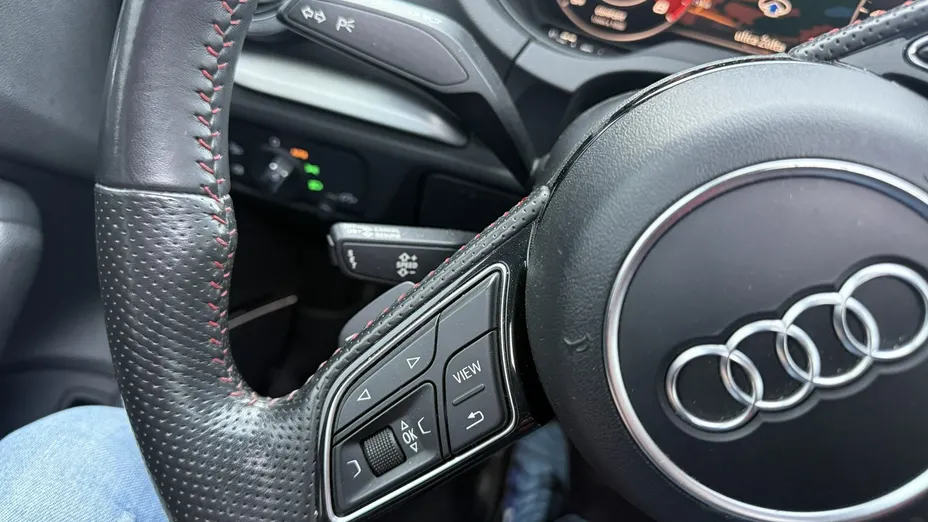AUDI S3 -