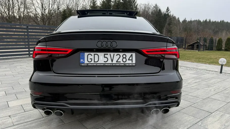 AUDI S3 -
