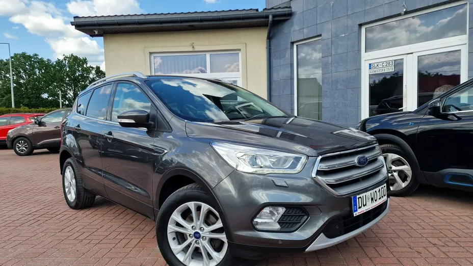 FORD Kuga -