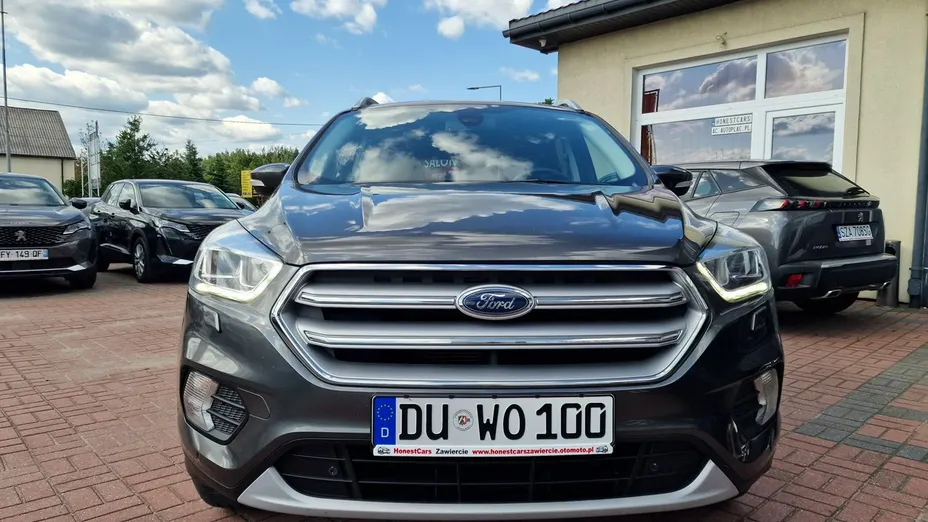 FORD Kuga -