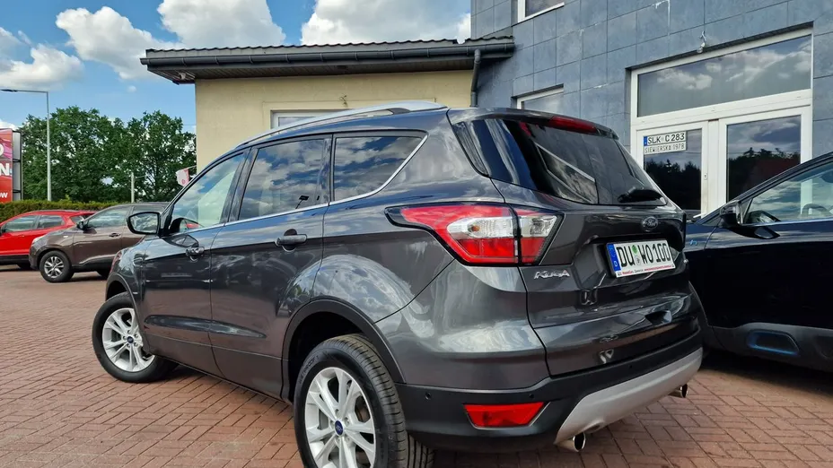 FORD Kuga -