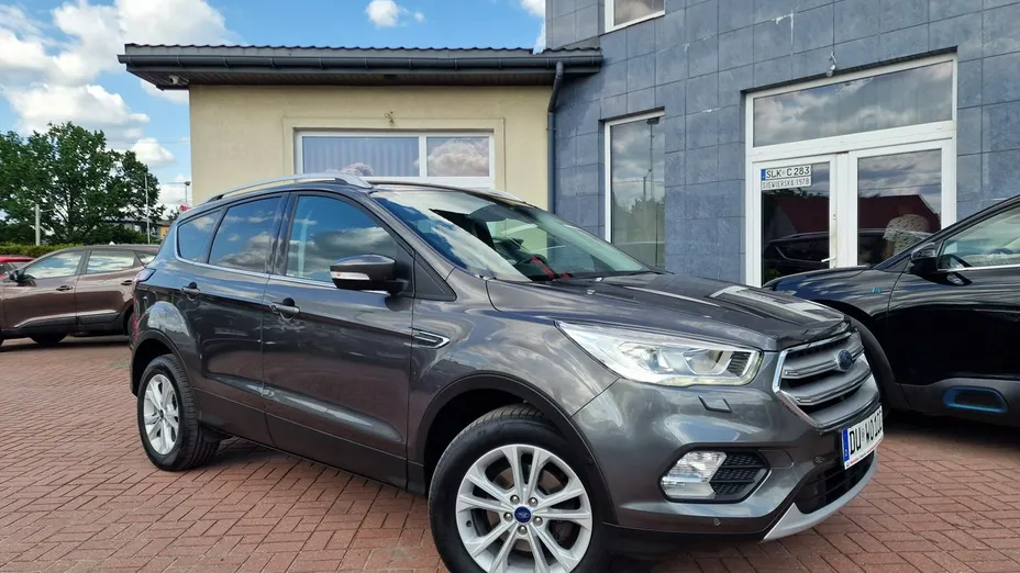 FORD Kuga -
