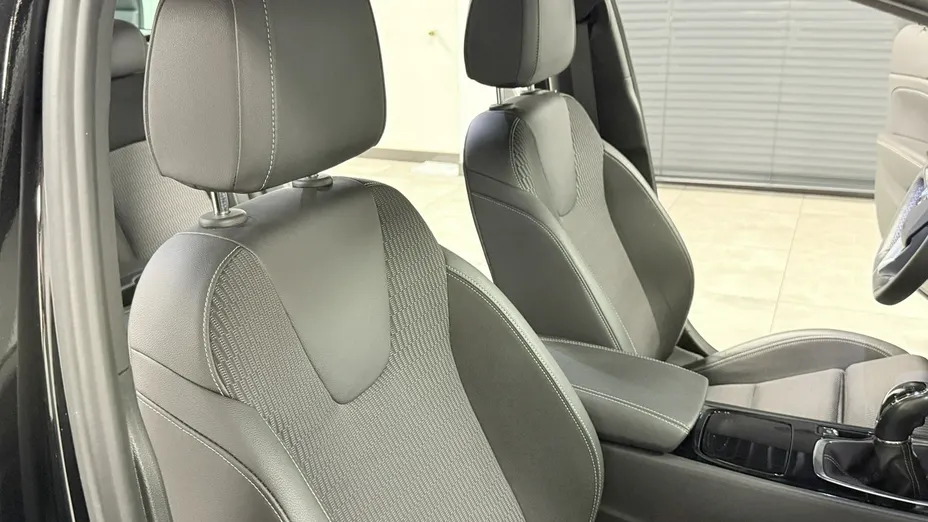OPEL Insignia -