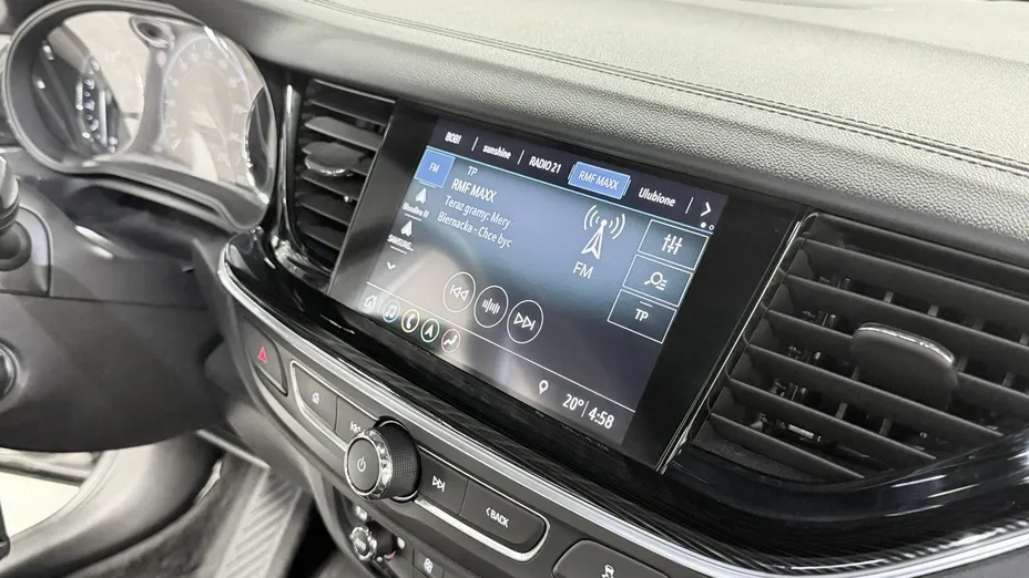 OPEL Insignia -