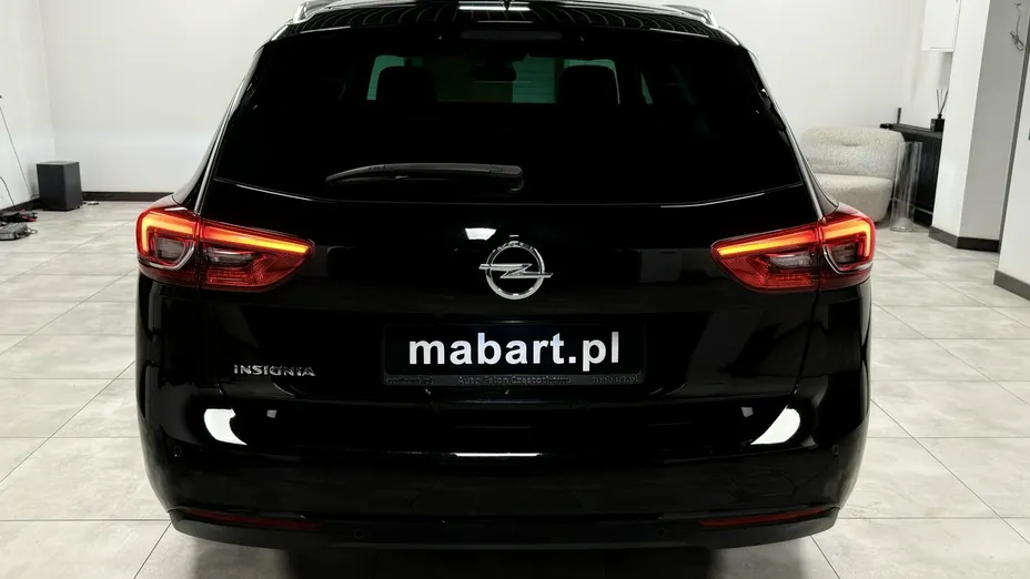OPEL Insignia -