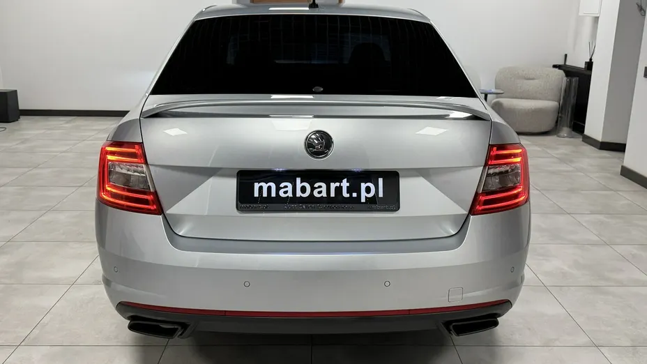 SKODA Octavia -