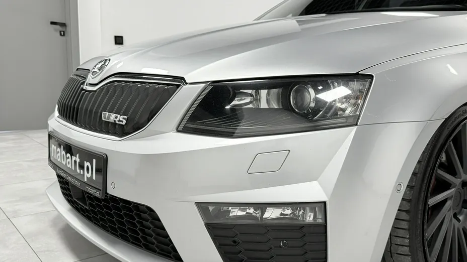 SKODA Octavia -