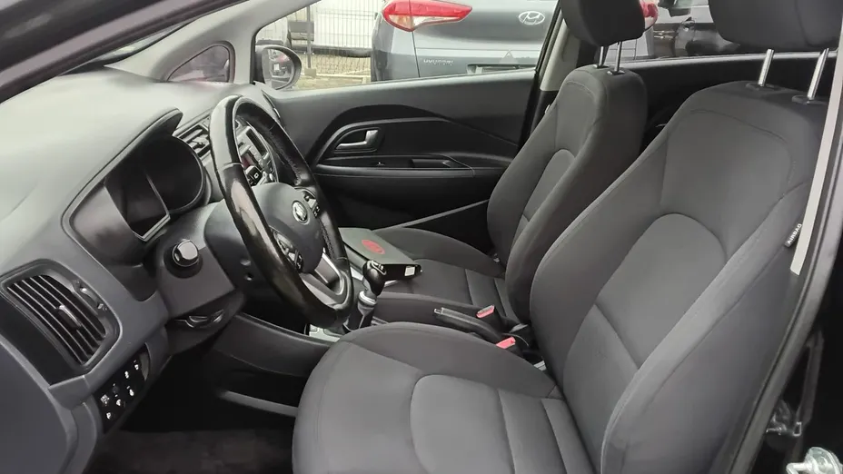 KIA Rio -