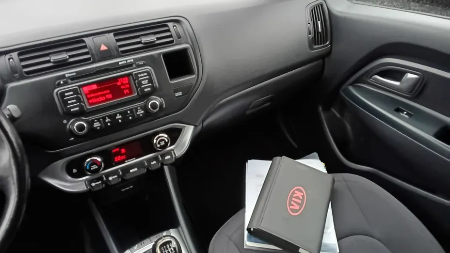 KIA Rio -