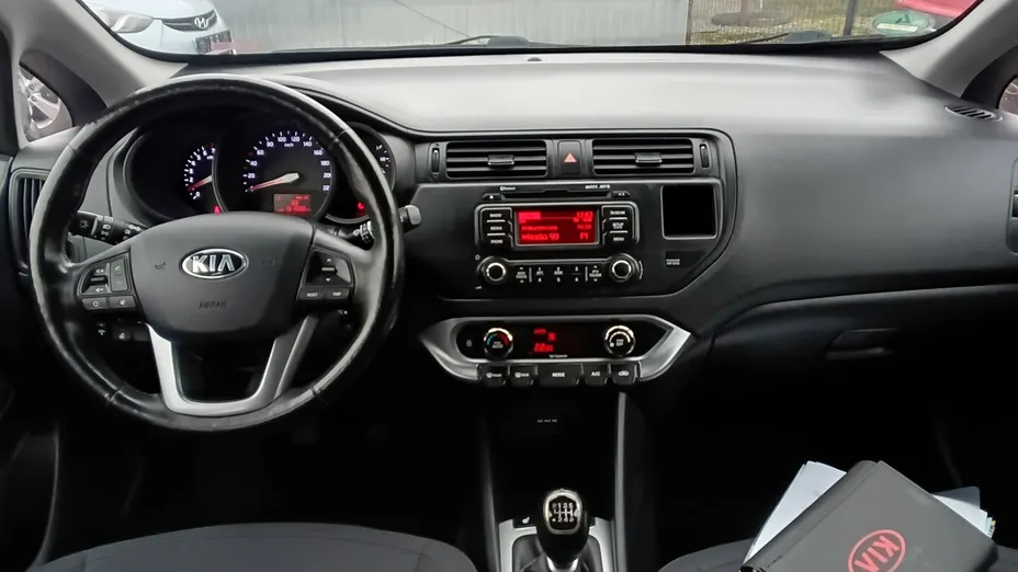 KIA Rio -