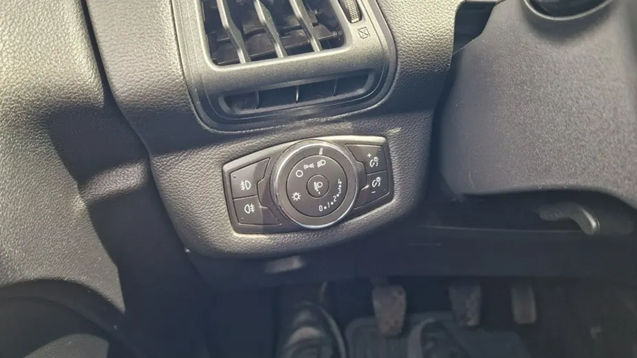 FORD B-MAX -