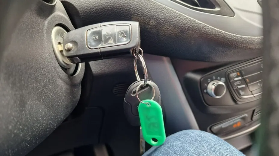 FORD B-MAX -