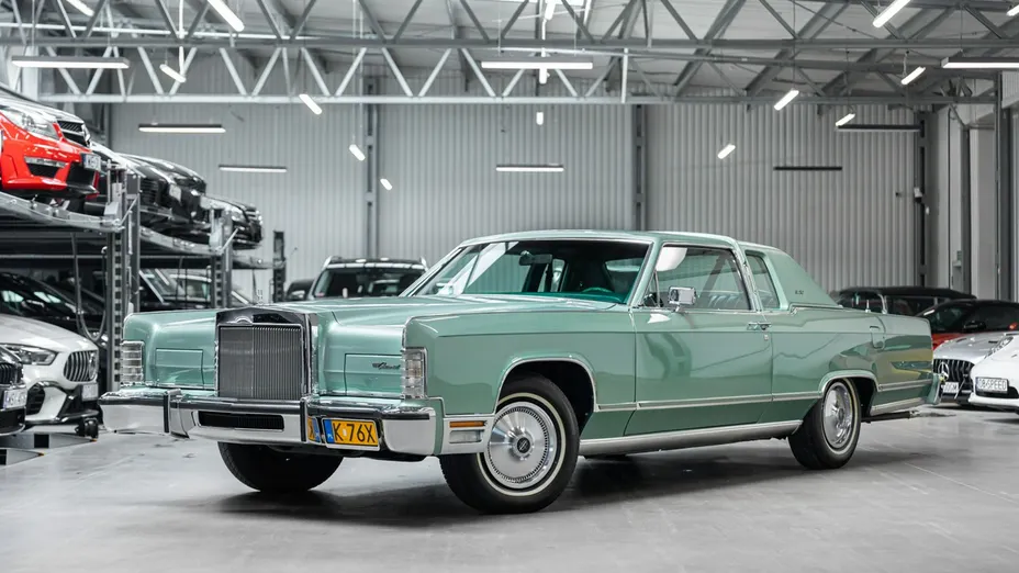 LINCOLN Continental -