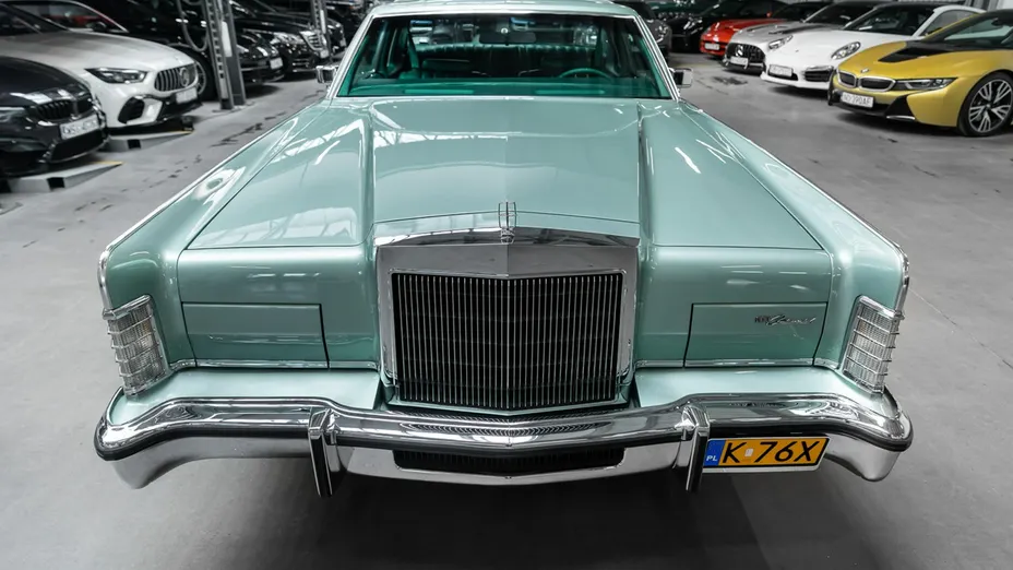 LINCOLN Continental -