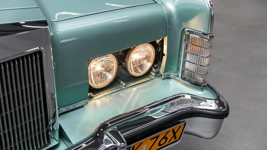 LINCOLN Continental -