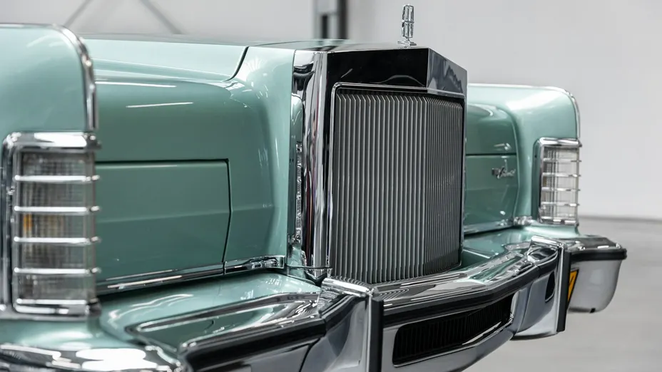 LINCOLN Continental -