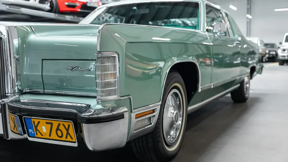 LINCOLN Continental -