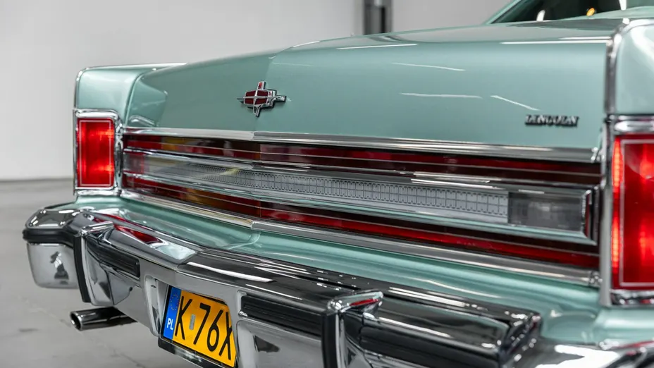 LINCOLN Continental -