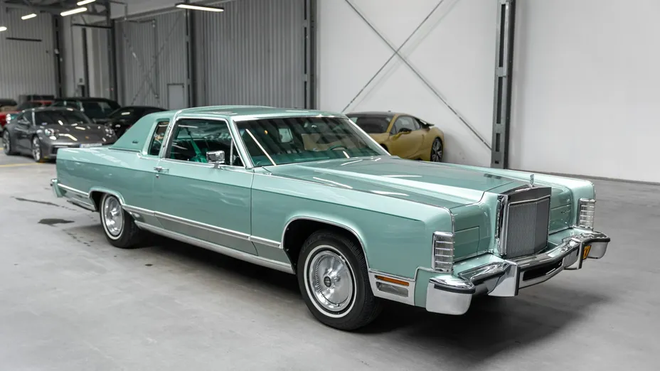 LINCOLN Continental -