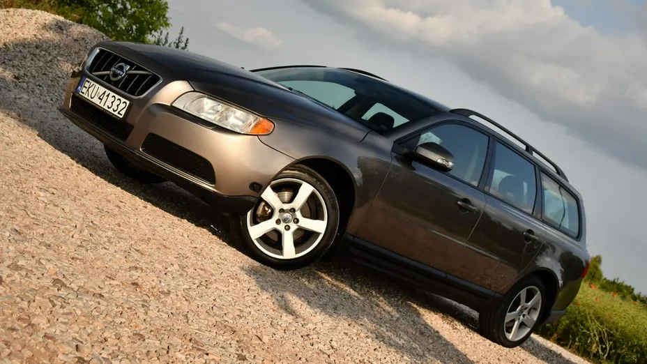 VOLVO V70 -